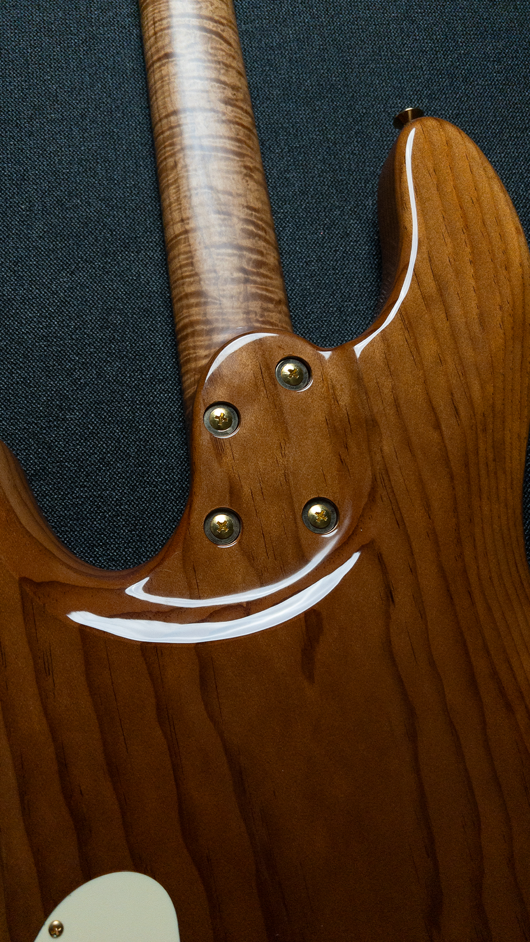 059 — RKM Custom Bass IV (Pre-Owned)